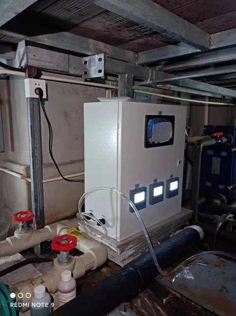 泳池五參數(shù)在線檢測儀 檢測參數(shù)： pH, ORP 余氯,濁度， 溫度 KS-600